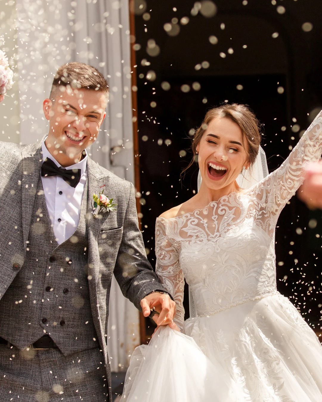 What is the cost of a wedding celebrant in London?